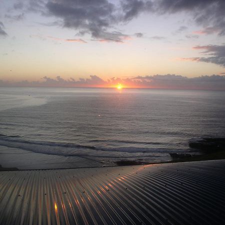 Oceanscape Luxury Beachfront Villas سكوتس هيد المظهر الخارجي الصورة