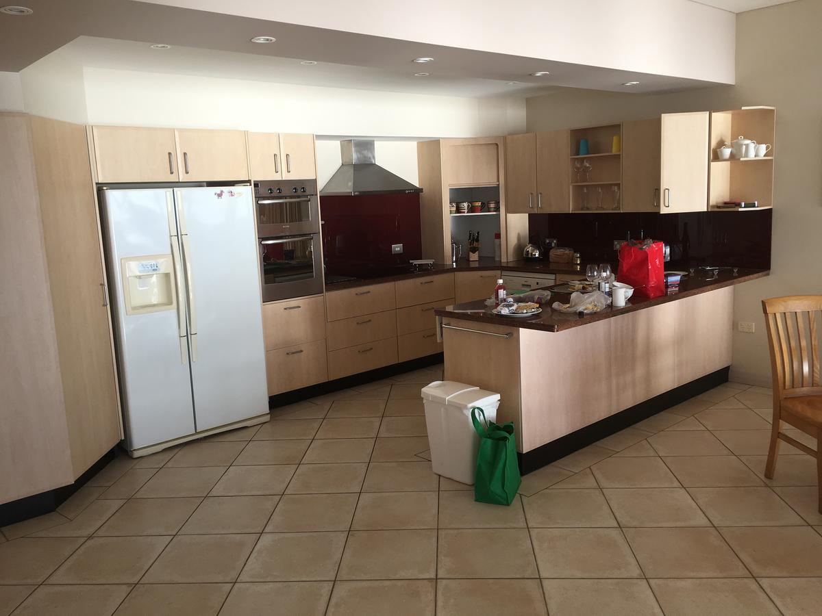 Oceanscape Luxury Beachfront Villas سكوتس هيد المظهر الخارجي الصورة